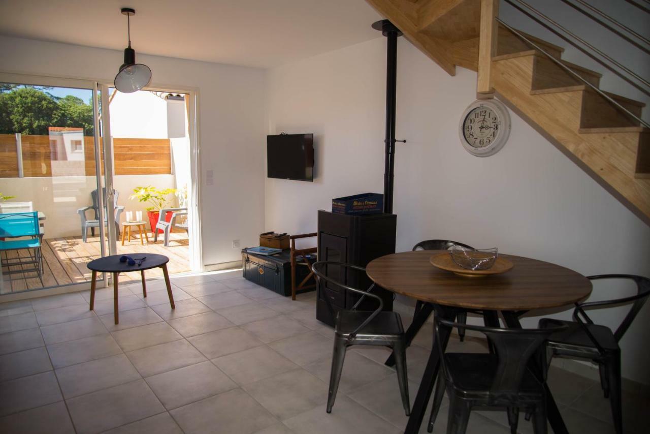Les Terrasses De Bella Vista - Belle Maison Bord De Mer Saint Vincent sur Jard Bagian luar foto
